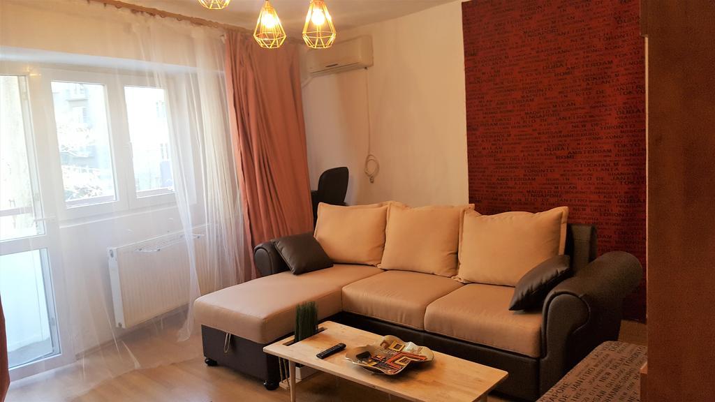 Sunny Old Town Apartments Бухарест Екстер'єр фото
