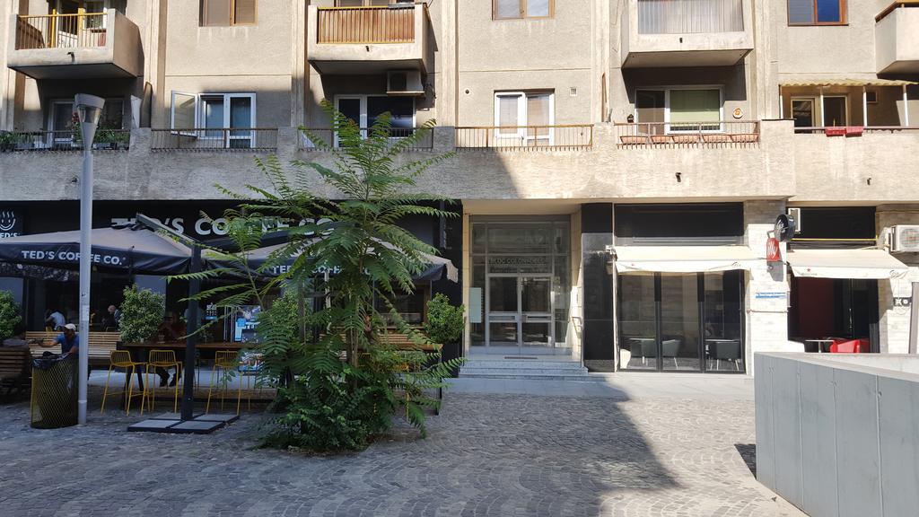 Sunny Old Town Apartments Бухарест Екстер'єр фото